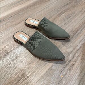 Steven New York - Women's Olive Mules Flats - EU39